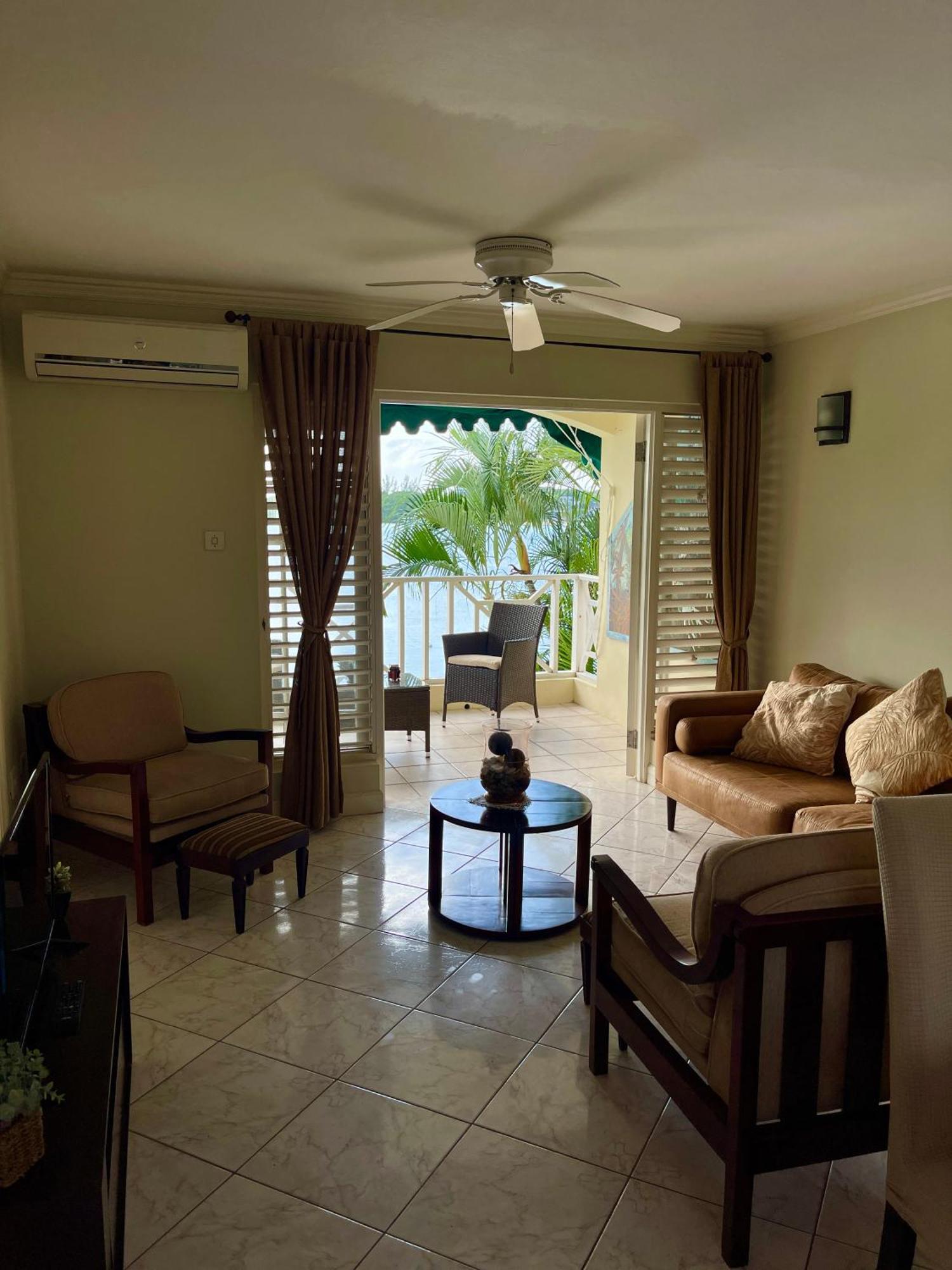 Luxury Apartments And Rooms,The Lagoons モンテゴ・ベイ エクステリア 写真