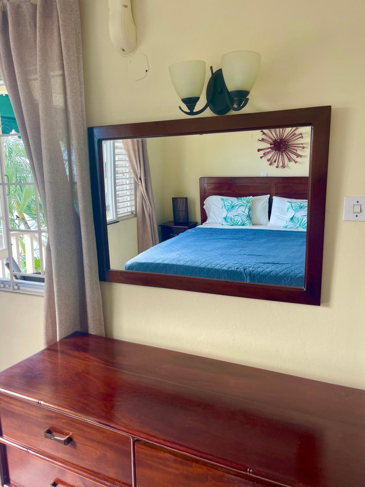 Luxury Apartments And Rooms,The Lagoons モンテゴ・ベイ エクステリア 写真