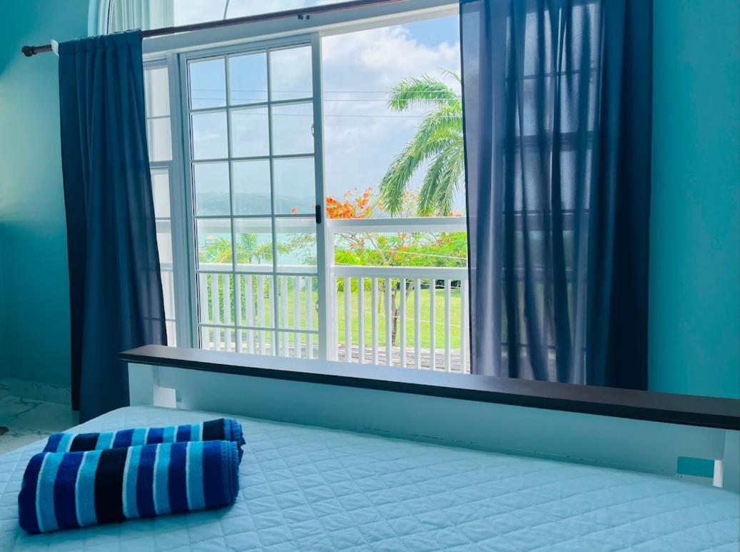 Luxury Apartments And Rooms,The Lagoons モンテゴ・ベイ エクステリア 写真